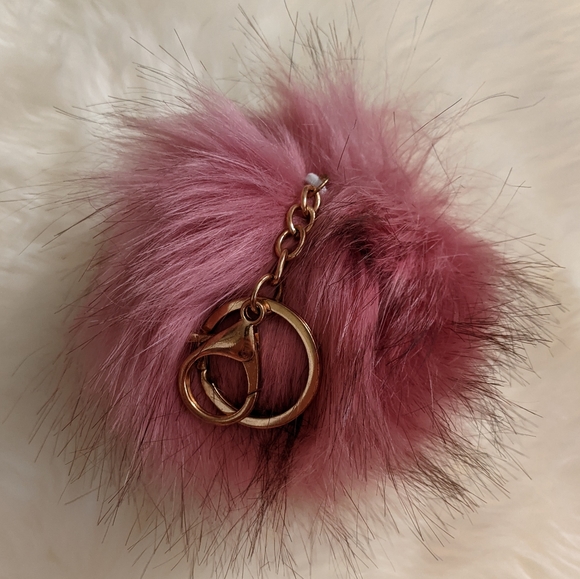 Large Pink Faux Fur Purse Pouf - Picture 2 of 3